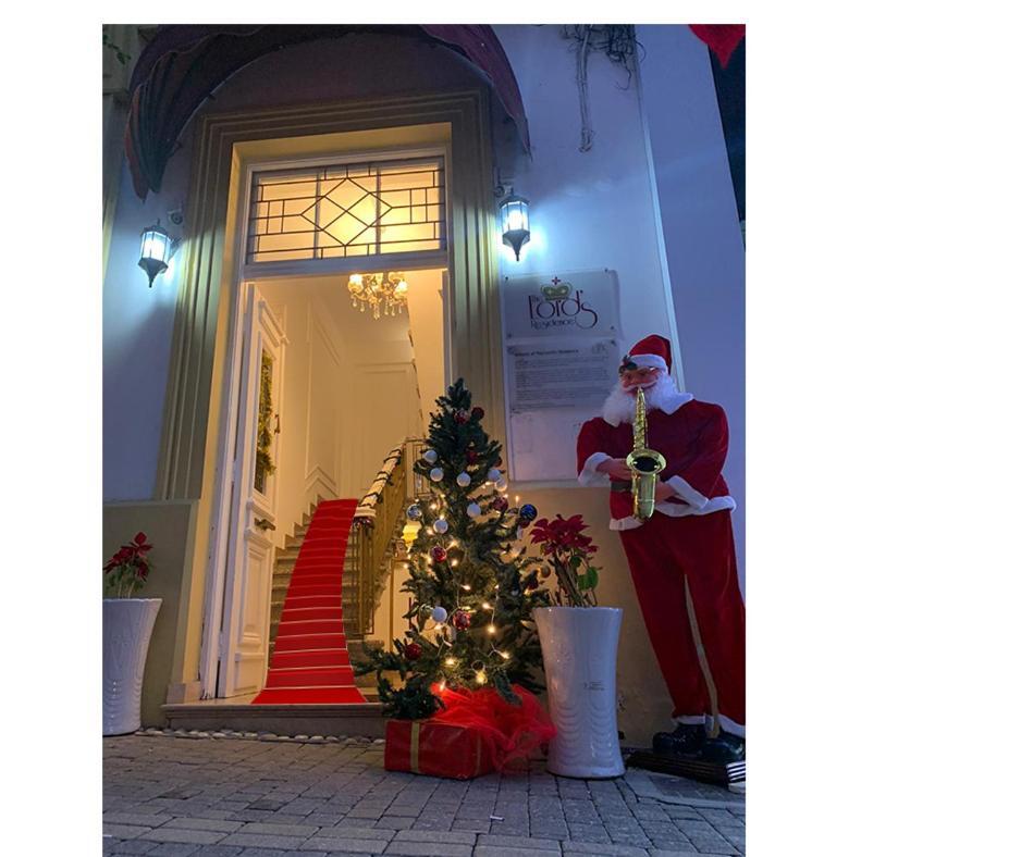 Lord'S Residence Boutique Hotel ไคริเนีย ภายนอก รูปภาพ